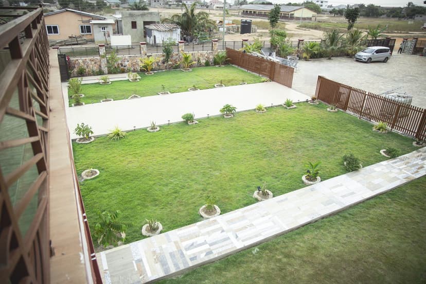 Villa lawns